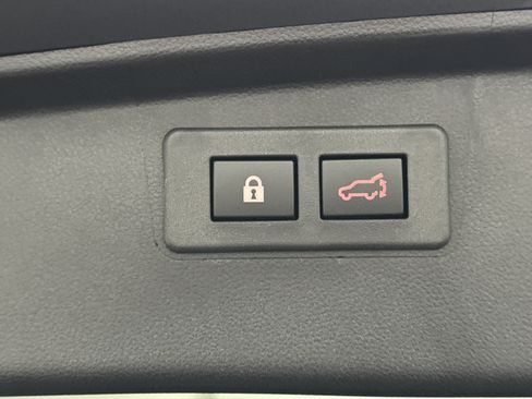 Certified 2025 Subaru Outback Limited image 15