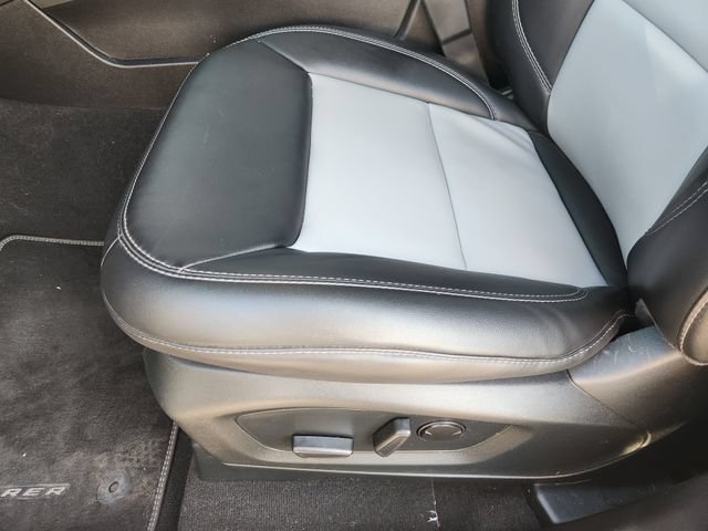 Used 2023 Ford Explorer XLT w/ Equipment Group 202A RWD image 24