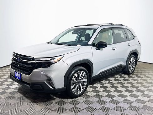 Certified 2025 Subaru Forester Touring w/ Popular Package - Touring AWD/4WD image 3