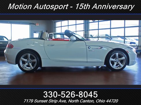 Used 2013 BMW Z4 sDrive28i RWD image 15