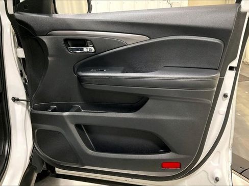 Used 2022 Honda Pilot Special Edition image 24