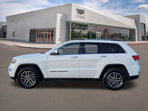 Used 2021 Jeep Grand Cherokee Limited w/ Luxury Group II image 3