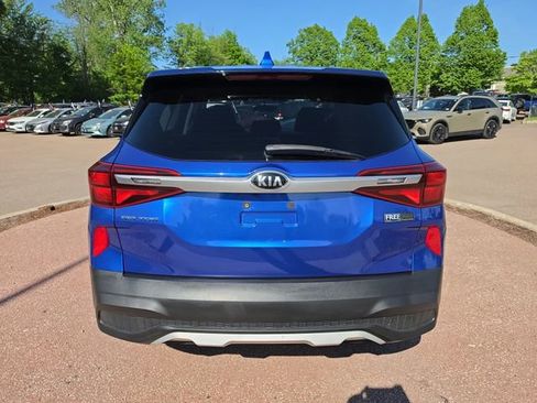 Used 2021 Kia Seltos LX AWD/4WD image 4