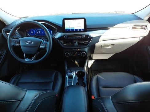 Used 2022 Ford Escape Titanium w/ Class II Trailer Tow Package AWD/4WD image 21