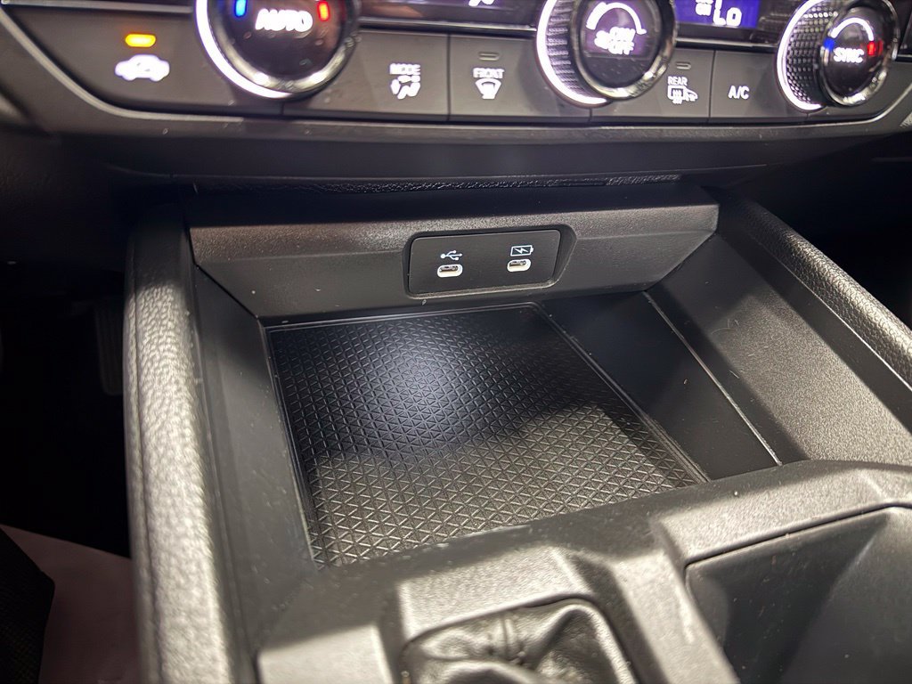 Used 2023 Honda Accord EX image 18
