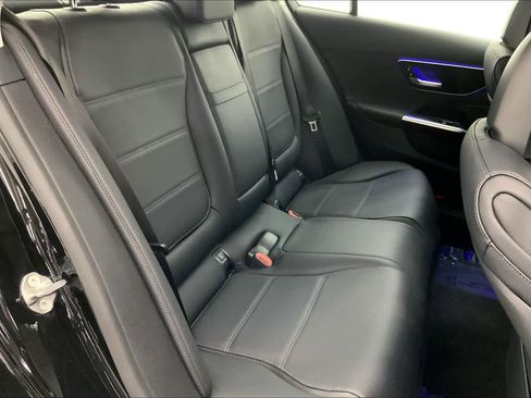 Used 2023 Mercedes-Benz C 300 Sedan image 19