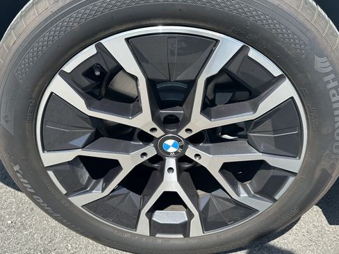 Used 2025 BMW X3 xDrive30i w/ Premium Package AWD/4WD image 12