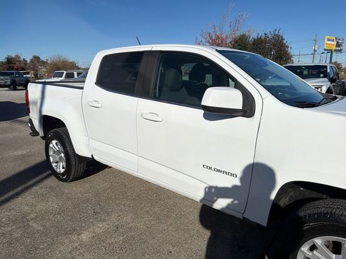 Used 2019 Chevrolet Colorado LT image 10