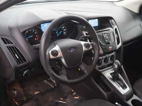 Used 2014 Ford Focus SE FWD image 20