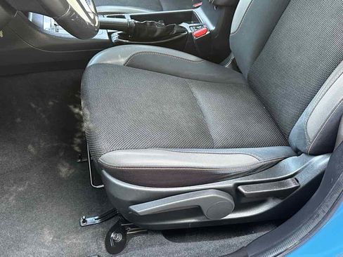 Used 2016 Subaru Crosstrek 2.0i Premium AWD/4WD image 29