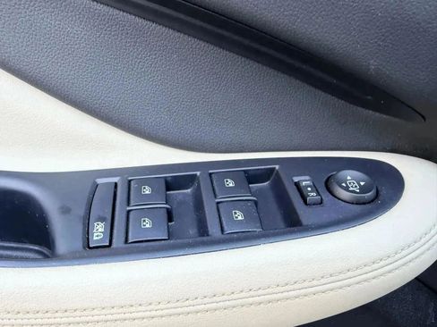 Used 2020 Buick Envision Preferred FWD image 16
