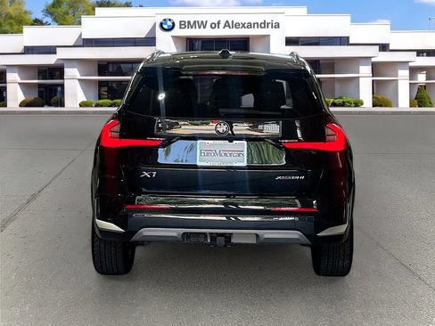 Used 2026 BMW X1 xDrive28i w/ Technology Package AWD/4WD image 6