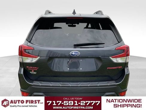Used 2019 Subaru Forester Premium w/ All-Weather Package AWD/4WD image 2