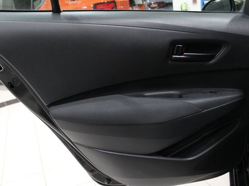 Used 2023 Toyota Corolla LE image 18