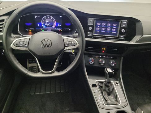 Used 2024 Volkswagen Jetta Sport FWD image 22