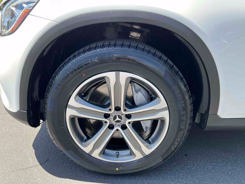 Used 2020 Mercedes-Benz GLC 300 4MATIC image 66