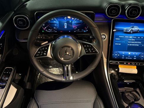 New 2027 Mercedes-Benz GLC 300 image 13