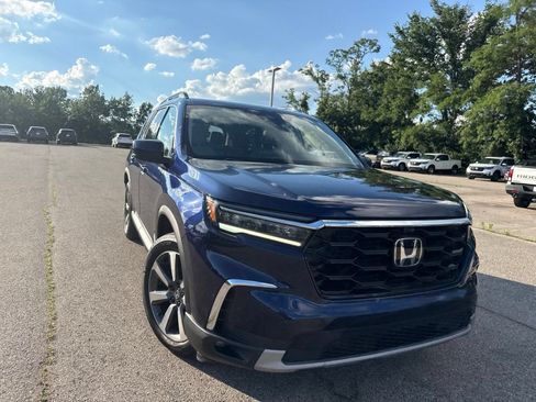 Used 2023 Honda Pilot Elite image 21