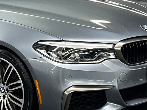 Used 2019 BMW M550i xDrive AWD/4WD image 40