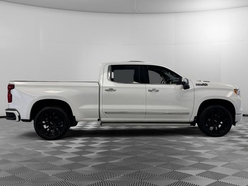 Used 2024 Chevrolet Silverado 1500 High Country w/ High Country Premium Package image 9