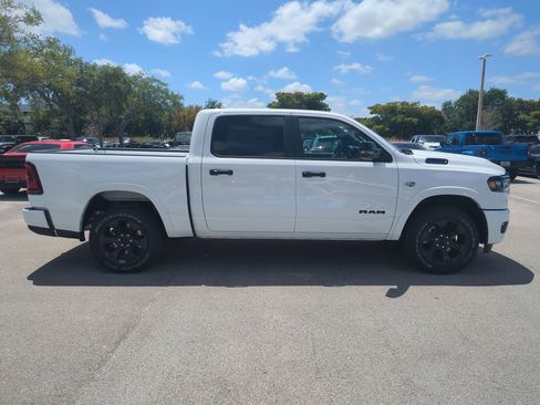New 2026 RAM 1500 4x4 Crew Cab image 4