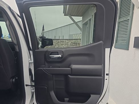 Used 2026 Chevrolet Silverado 1500 Custom image 19