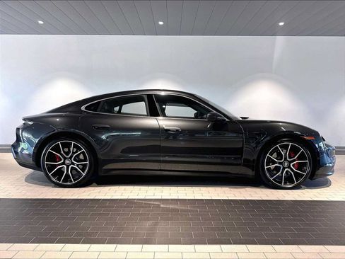 Used 2023 Porsche Taycan 4S AWD/4WD image 11