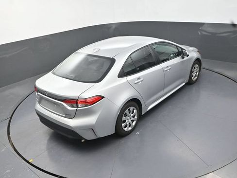 Used 2024 Toyota Corolla LE FWD image 29