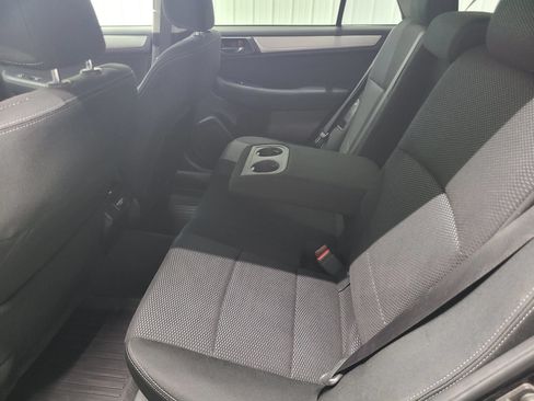 Used 2018 Subaru Outback 2.5i Premium AWD/4WD image 36