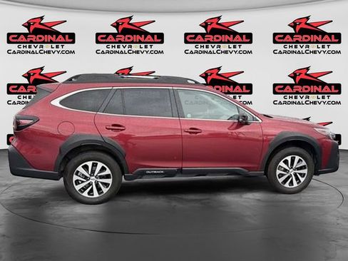 Used 2025 Subaru Outback Premium w/ Popular Package #1A AWD/4WD image 3