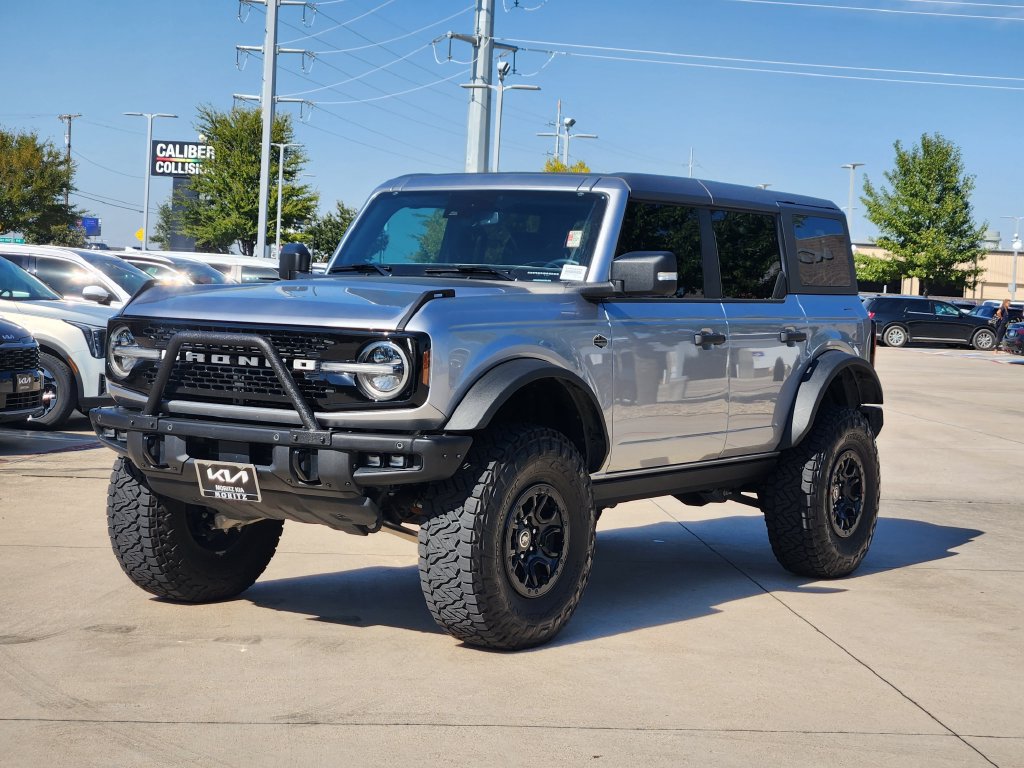 Used 2024 Ford Bronco Wildtrak AWD/4WD image 2