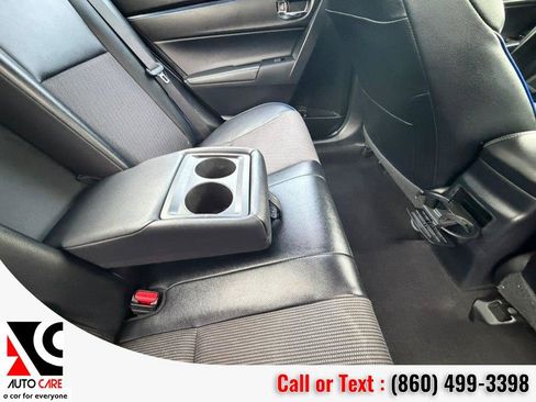 Used 2017 Toyota Corolla SE image 10