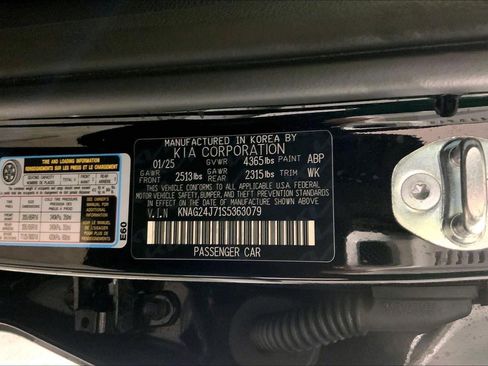 Used 2025 Kia K5 LXS FWD image 31