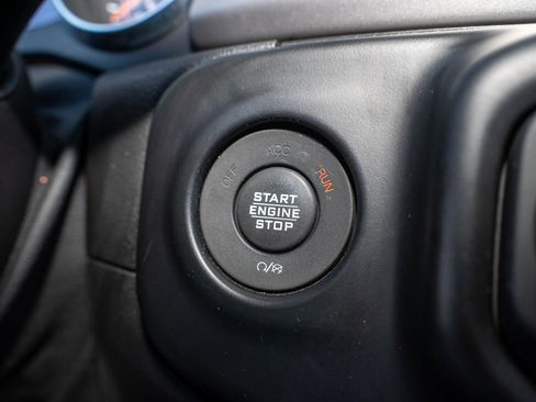 Used 2020 Jeep Wrangler Unlimited Sport S image 31