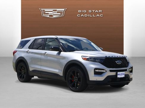 Used 2022 Ford Explorer ST w/ Equipment Group 401A RWD image 7