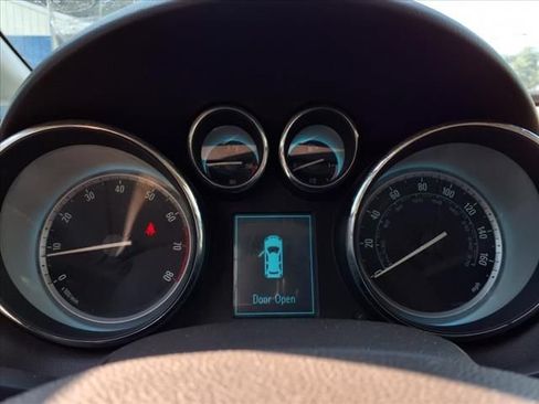 Used 2014 Buick Verano Leather FWD image 15