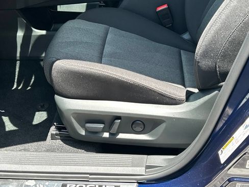 New 2026 Nissan Rogue SV FWD image 17