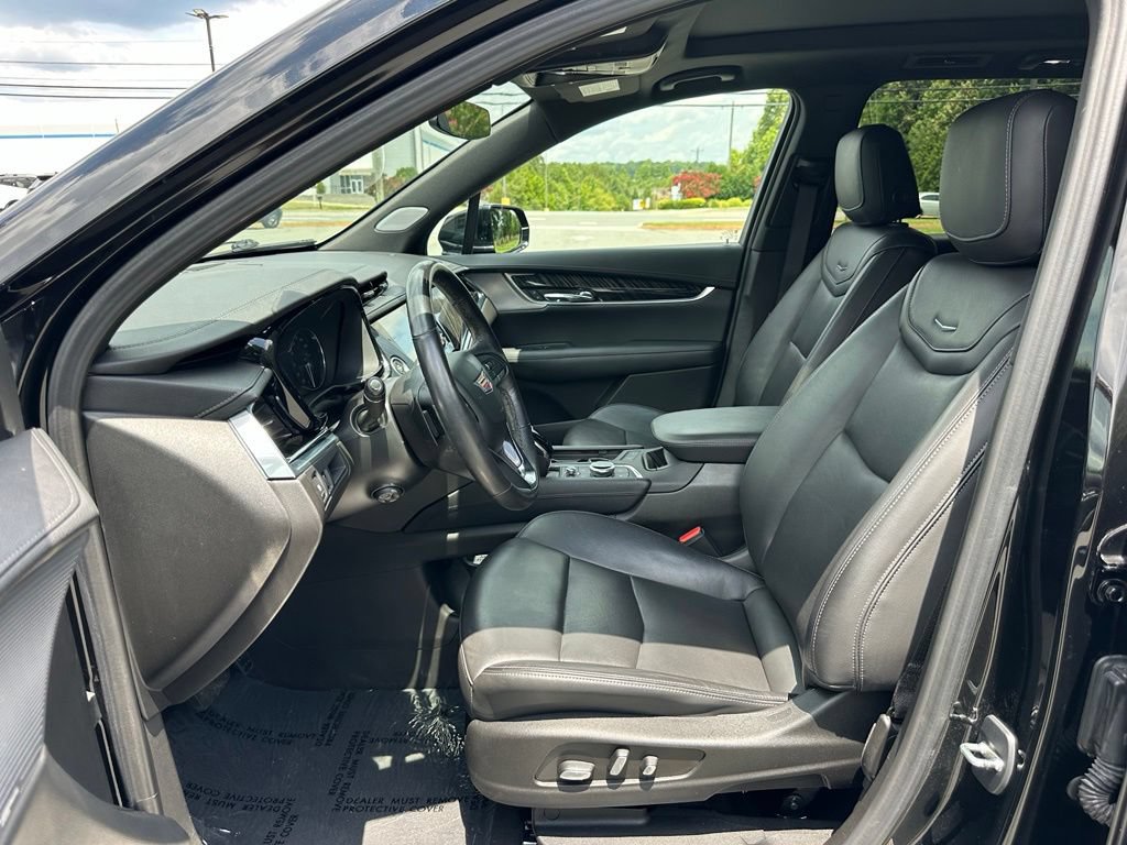 Used 2022 Cadillac XT6 Premium Luxury AWD/4WD image 12