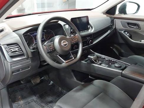 Used 2023 Nissan Rogue S AWD/4WD image 18