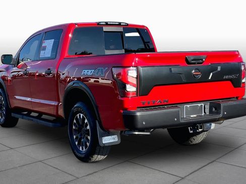 Used 2021 Nissan Titan PRO-4X w/ Pro-4x Convenience Package AWD/4WD image 12