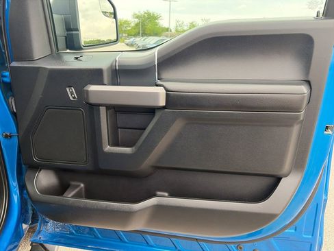Used 2019 Ford F150 XLT w/ Equipment Group 302A Luxury AWD/4WD image 10