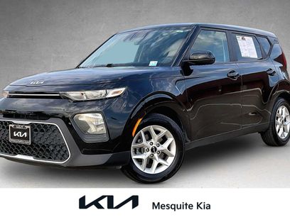 Certified 2022 Kia Soul LX w/ Technology Package