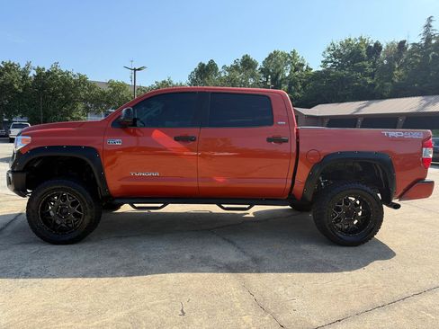 Used 2016 Toyota Tundra SR5 w/ TRD Off Road Package AWD/4WD image 2