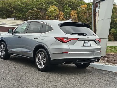 Used 2023 Acura MDX SH-AWD image 2