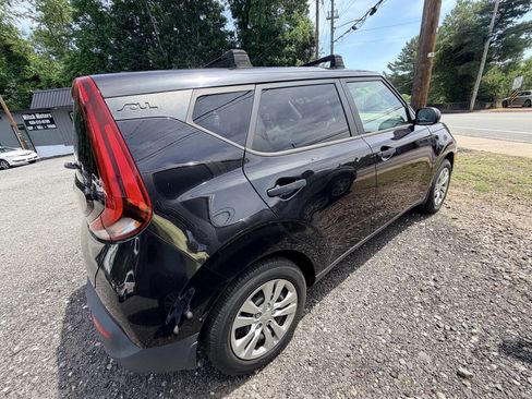 Used 2015 Kia Soul FWD image 6
