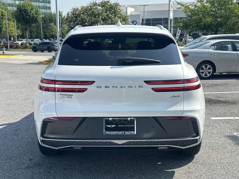 New 2026 Genesis GV70 2.5T Advanced AWD/4WD image 3