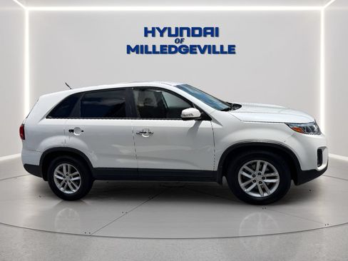 Used 2014 Kia Sorento LX FWD image 7