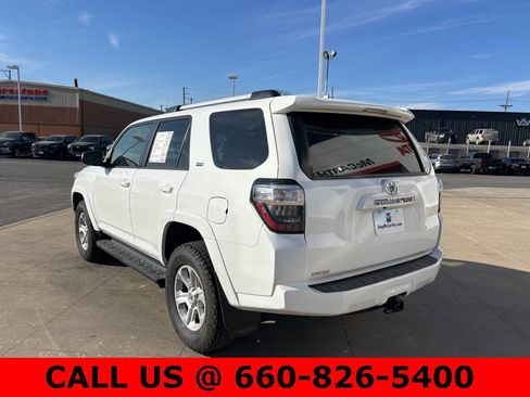 Used 2024 Toyota 4Runner SR5 image 7