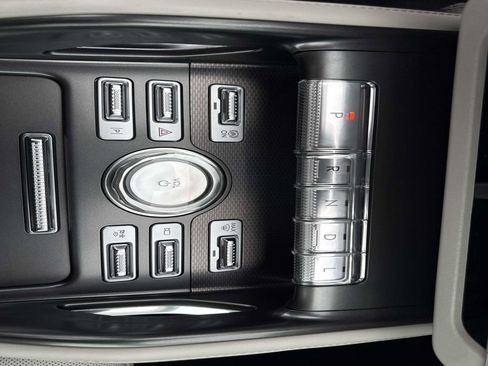New 2026 Lincoln Nautilus Premier AWD/4WD image 28