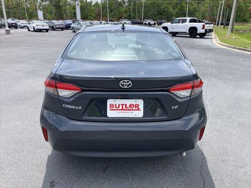 Certified 2025 Toyota Corolla LE FWD image 4